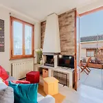 Apartamento In Near Walls